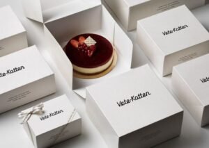 Dessert boxes with logos