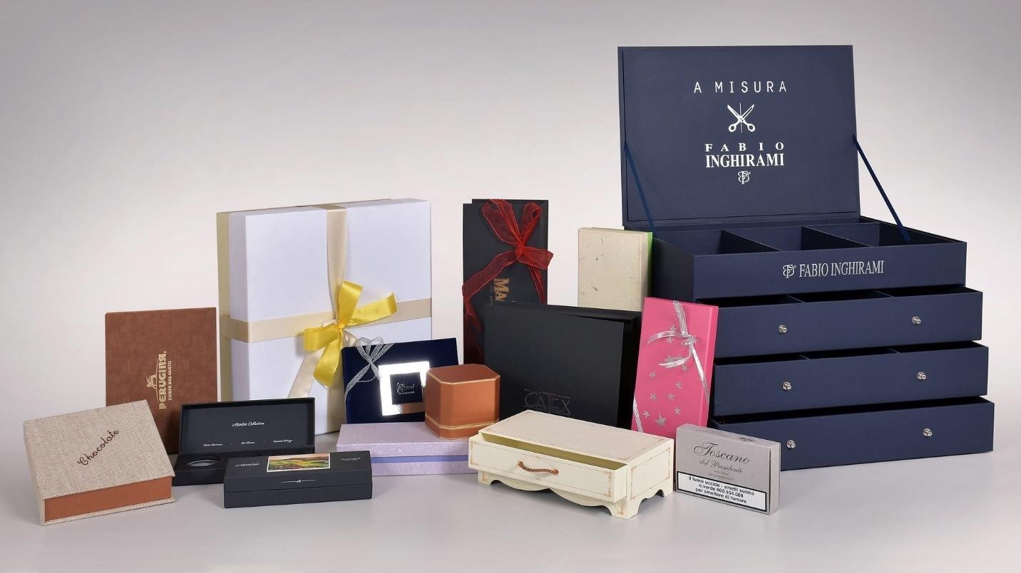 Rigid Apparel Boxes